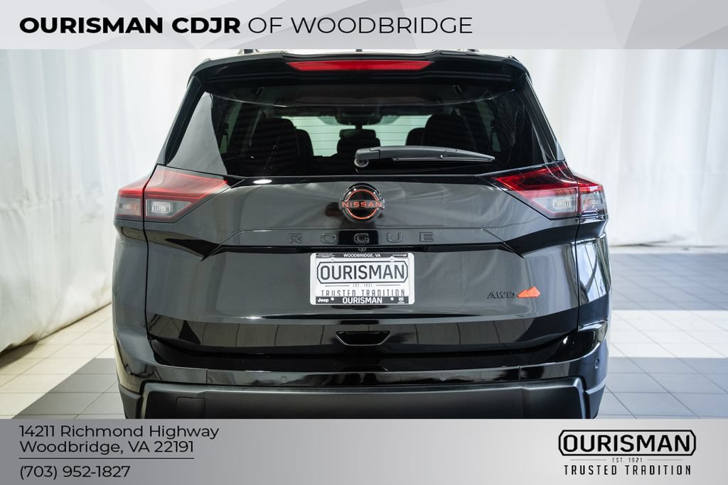 Used 2026 Nissan Rogue SV w/ Rock Creek Premium Package AWD/4WD image 5
