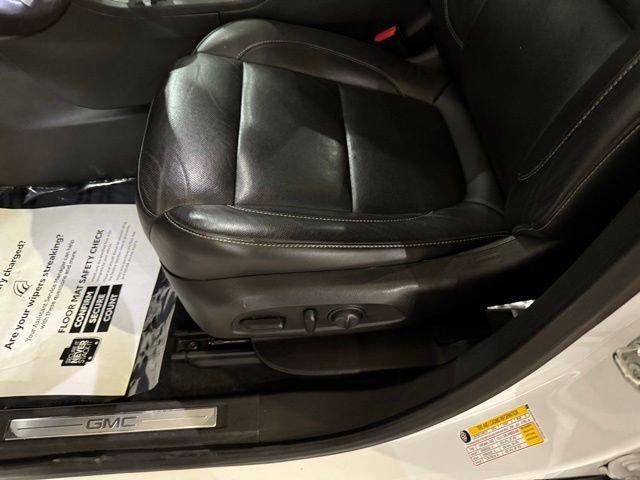 Used 2019 GMC Acadia SLT w/ LPO, Floor Liner Package FWD image 22