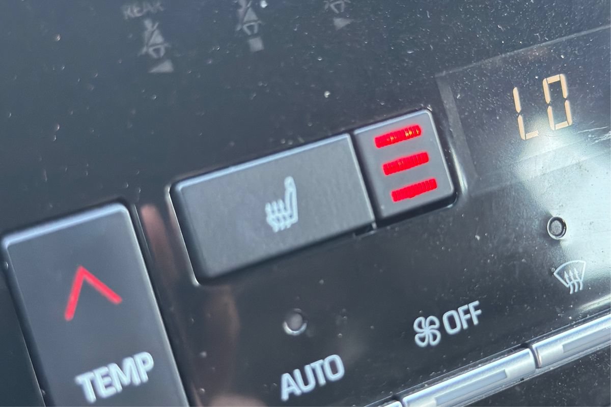 Used 2019 Toyota Avalon XLE w/ Moonroof Package FWD image 40