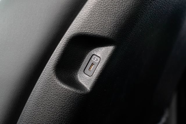 Certified 2025 Hyundai Palisade SEL FWD image 38
