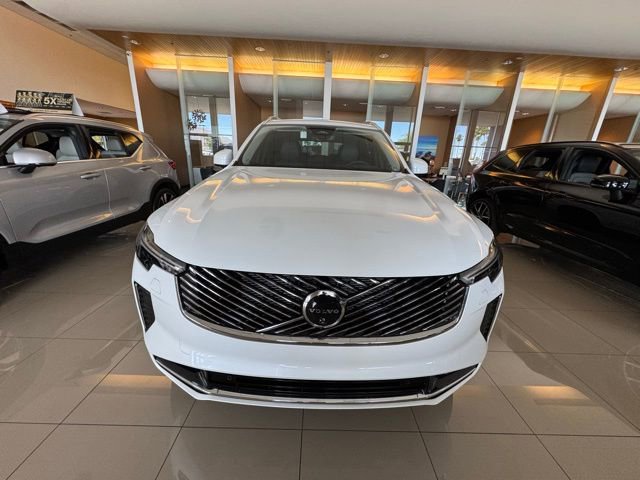 New 2025 Volvo XC90 T8 Ultra w/ Protection Package Premier image 2