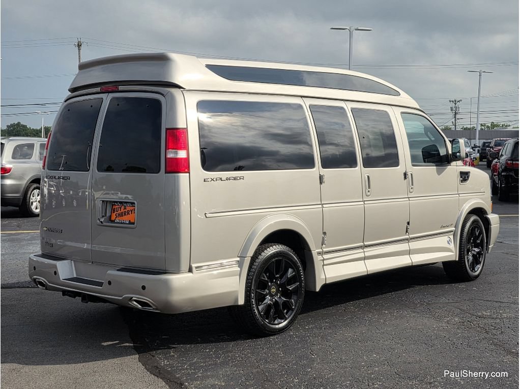 Used 2023 Chevrolet Express 2500 RWD image 14