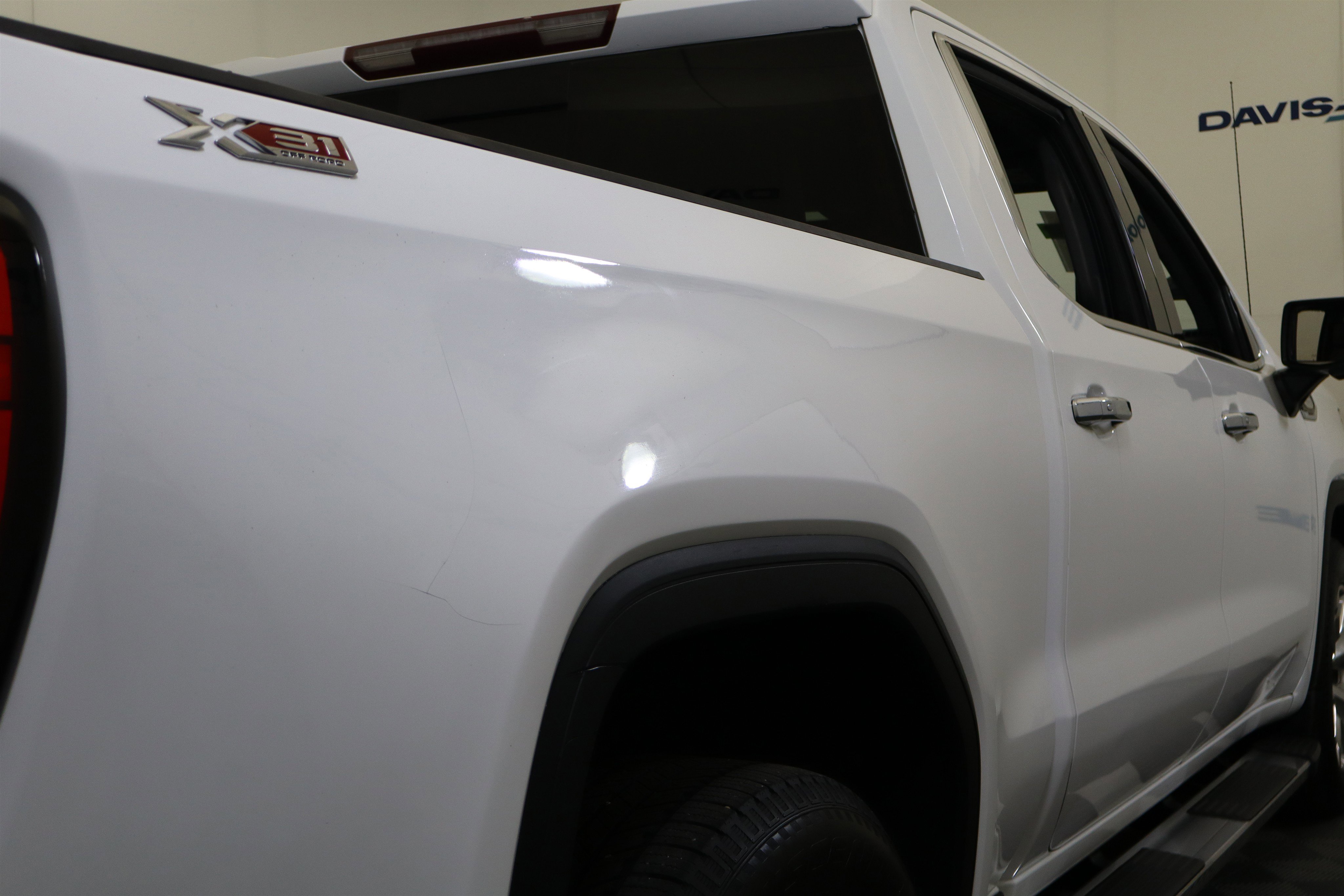 Used 2021 GMC Sierra 1500 SLT image 41