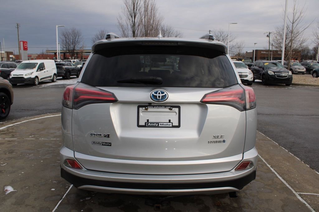 Used 2016 Toyota RAV4 XLE image 8
