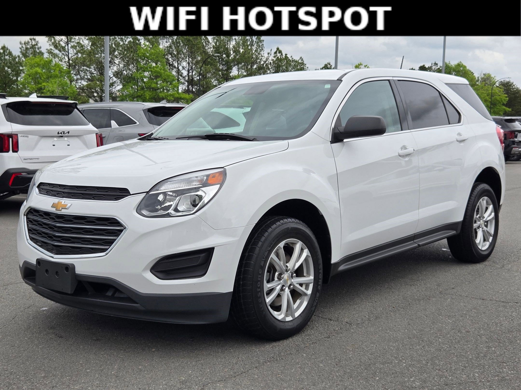 Used 2017 Chevrolet Equinox LS image 3