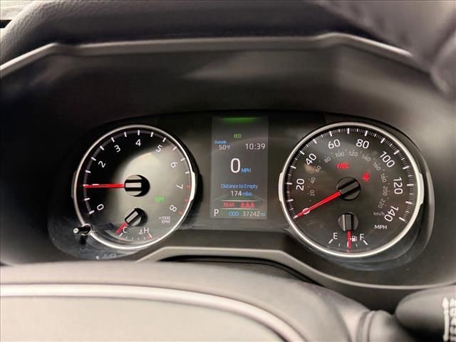 Used 2022 Toyota RAV4 XLE Premium AWD/4WD image 22