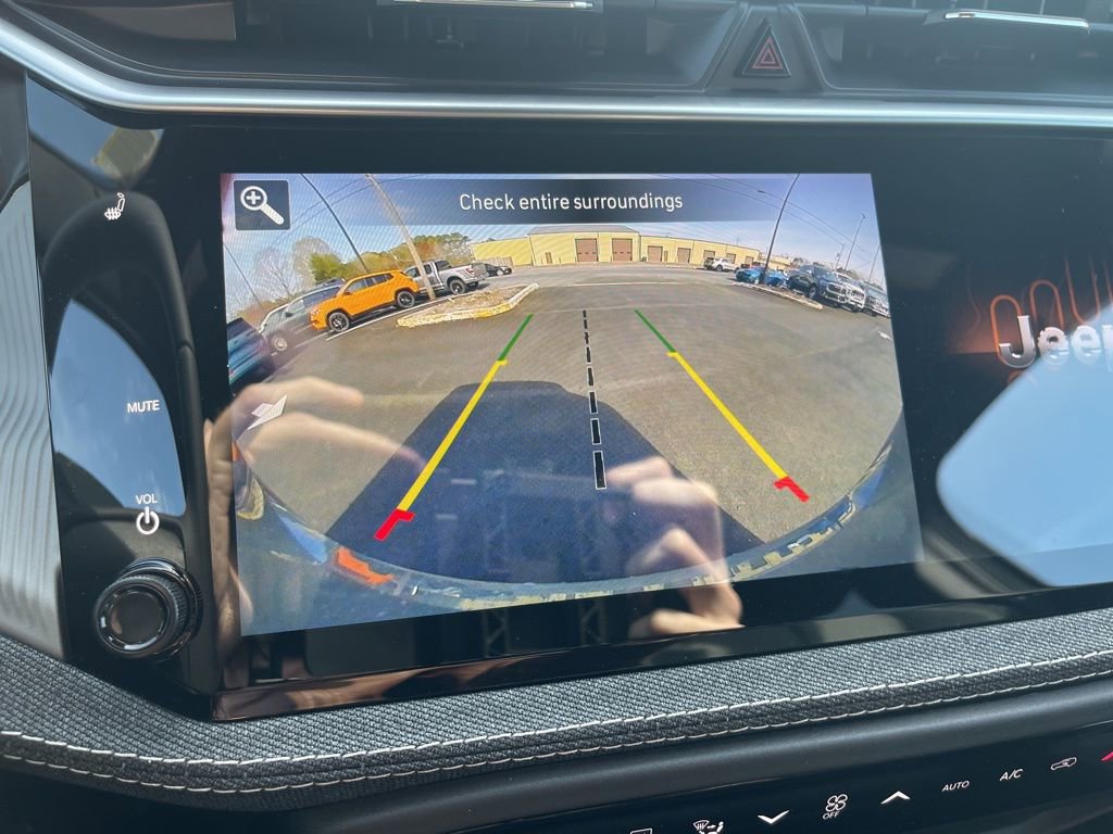 New 2026 Jeep Cherokee Laredo AWD/4WD image 10