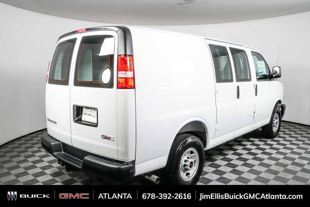New 2025 GMC Savana 2500 w/ Driver Convenience Package RWD image 3