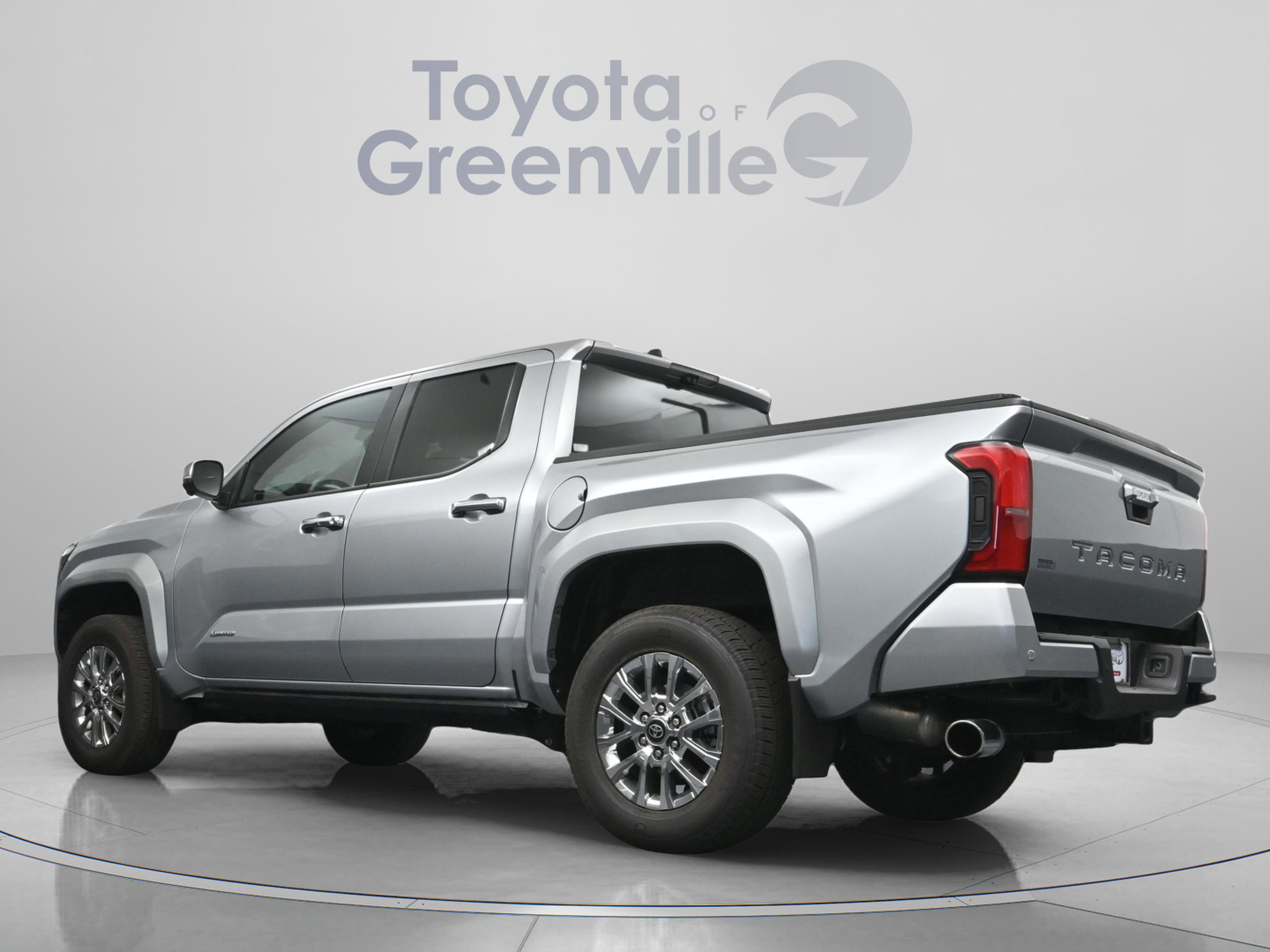 Used 2025 Toyota Tacoma Limited AWD/4WD image 10
