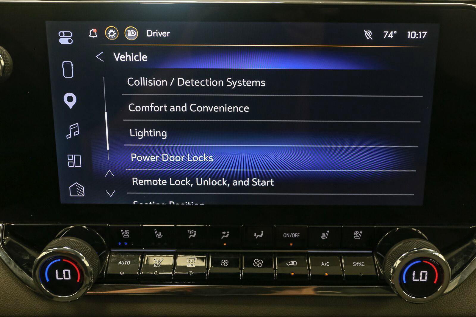 Used 2025 Chevrolet Colorado ZR2 w/ Technology Package AWD/4WD image 27