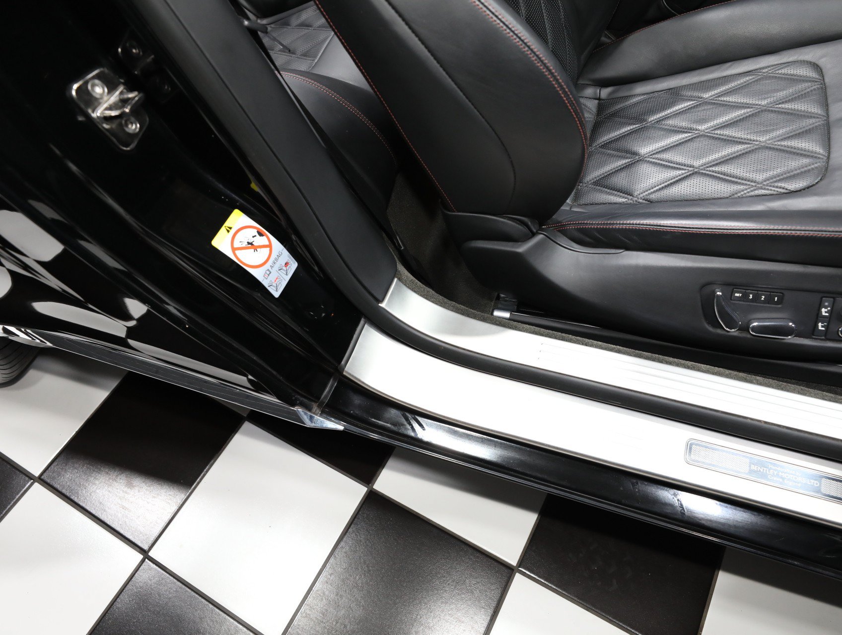 Used 2012 Bentley Continental GT AWD/4WD image 45
