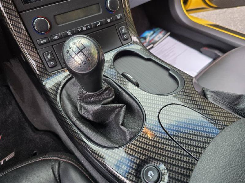 Used 2006 Chevrolet Corvette Z06 w/ Preferred Equipment Group RWD image 37