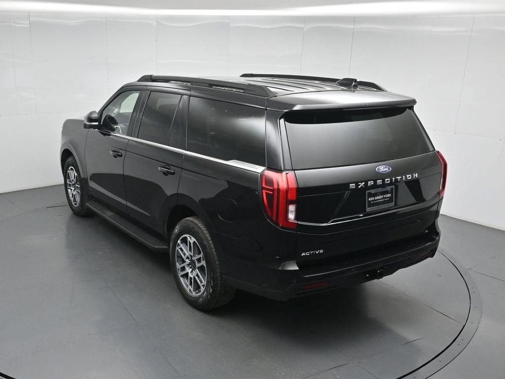 Certified 2025 Ford Expedition Active AWD/4WD image 43