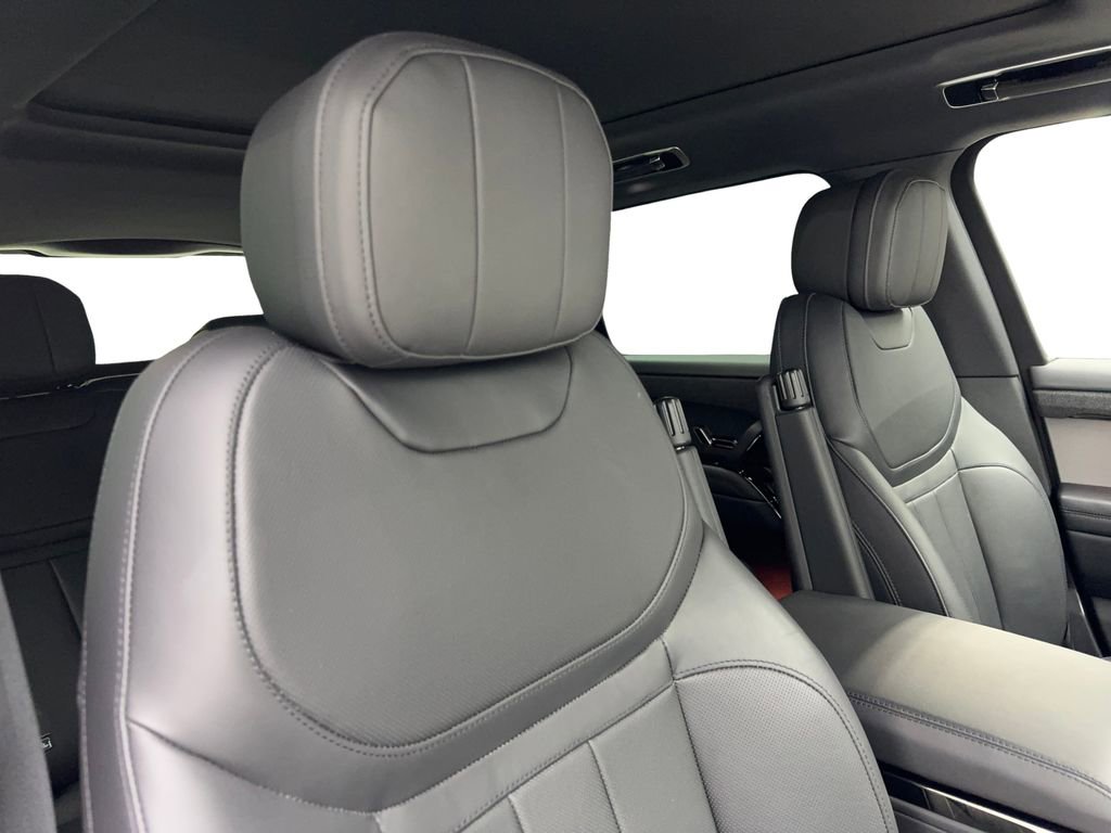 Used 2024 Land Rover Range Rover Sport Dynamic SE image 44