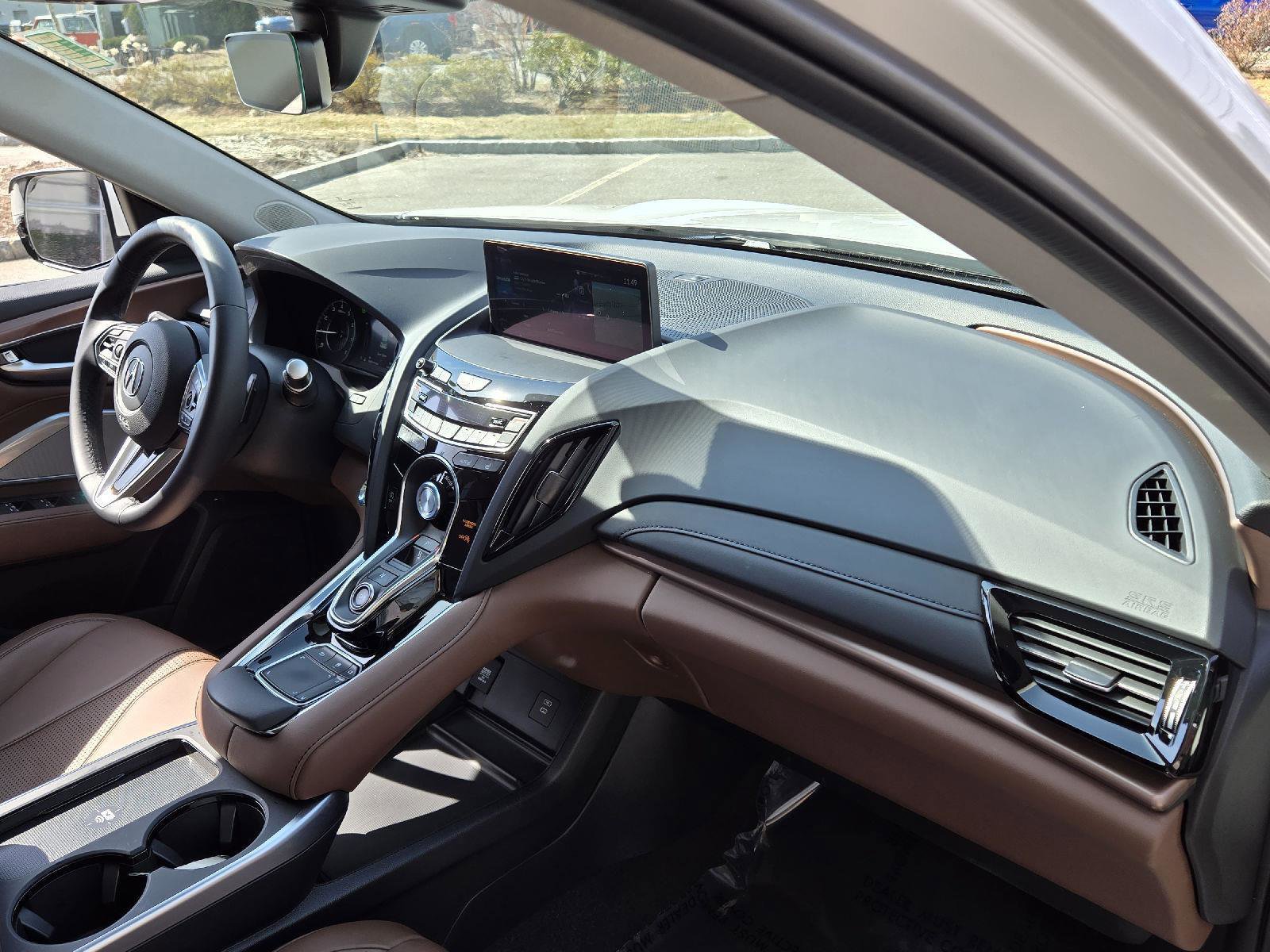 Used 2025 Acura RDX SH-AWD w/ Technology Package image 17