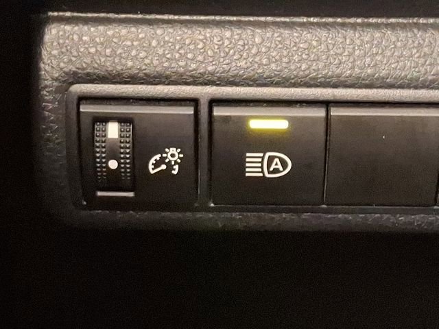 Used 2024 Toyota Corolla LE image 22