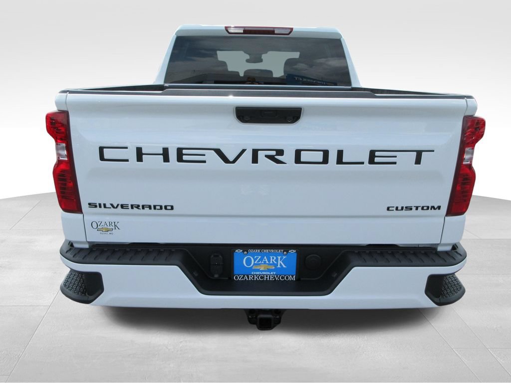 New 2026 Chevrolet Silverado 1500 Custom w/ Turbomax Blackout Package AWD/4WD image 5