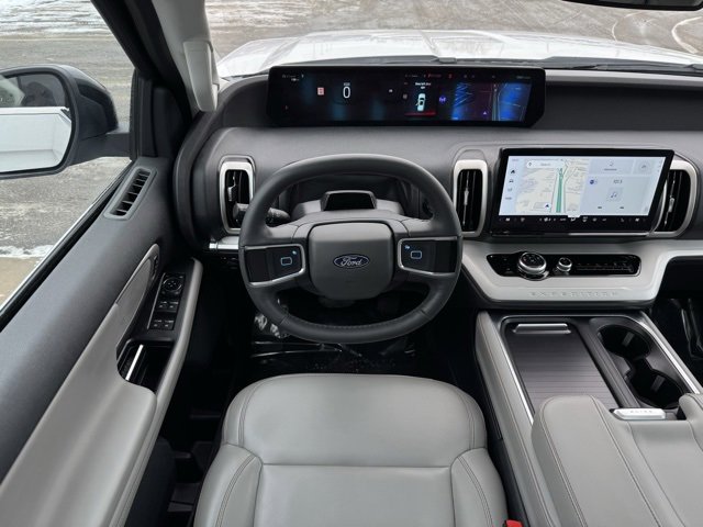 Certified 2025 Ford Expedition Max Active image 5
