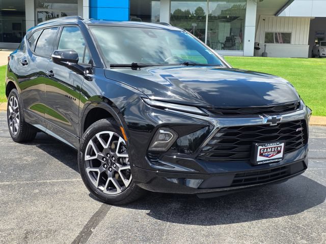 Used 2025 Chevrolet Blazer RS FWD video 2