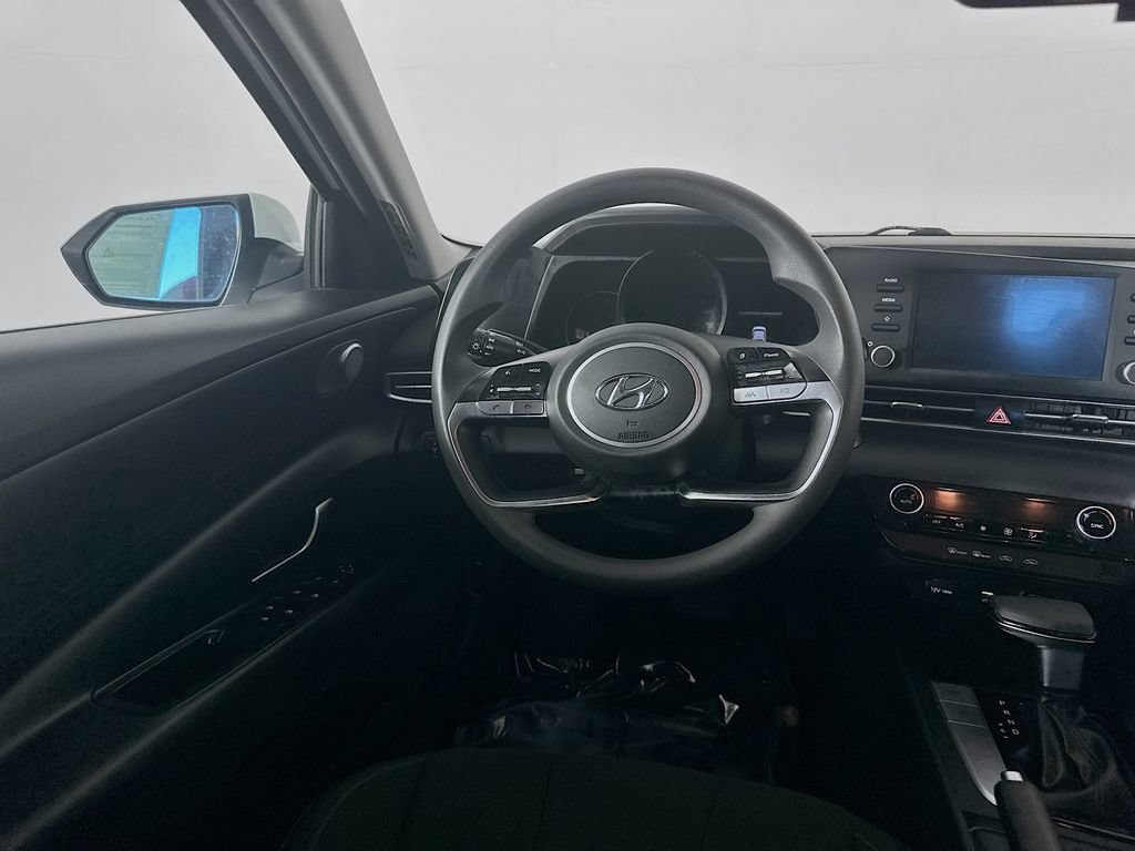 Used 2022 Hyundai Elantra SEL w/ Cargo Package FWD image 28