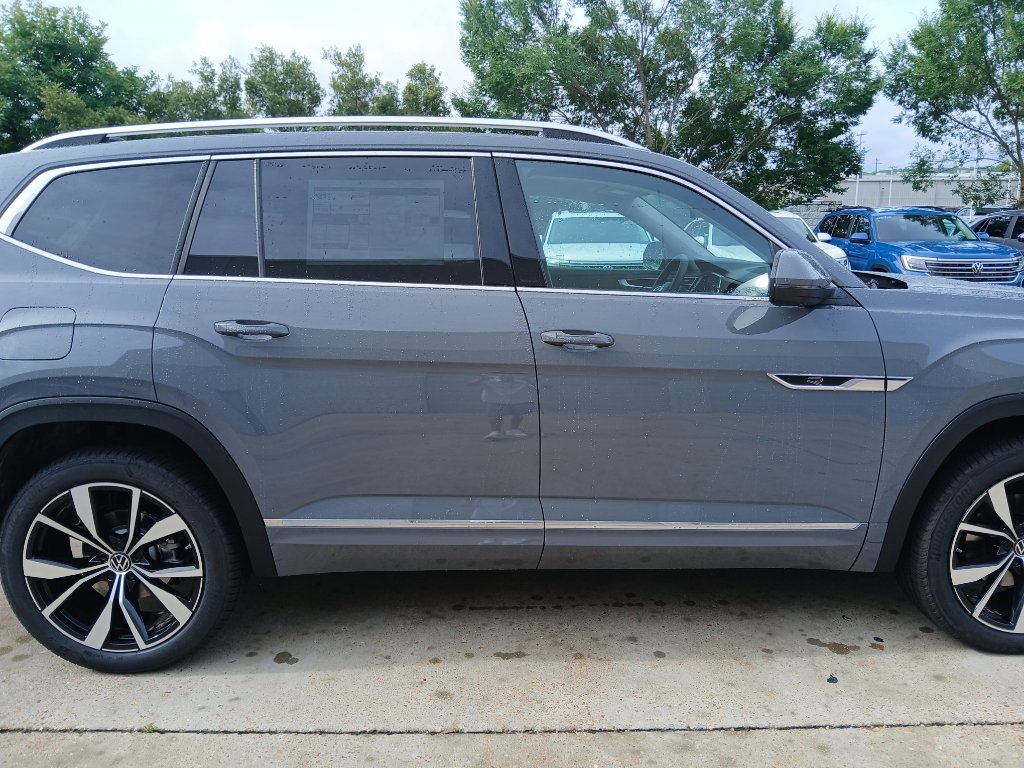 New 2026 Volkswagen Atlas SEL Premium R-Line AWD/4WD image 8