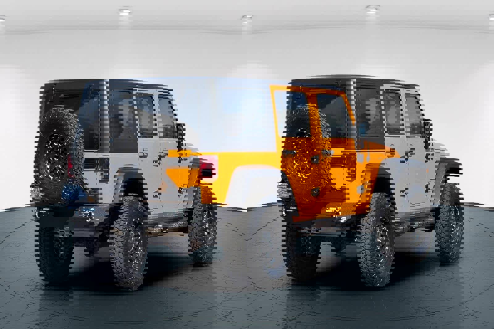 Used 2012 Jeep Wrangler Unlimited Sport image 2