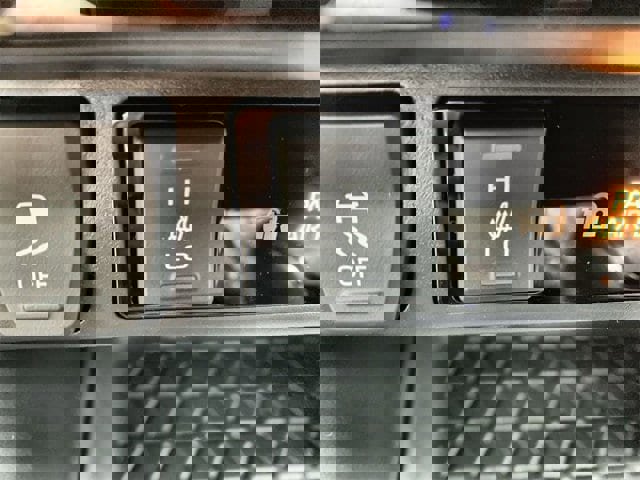 New 2025 Toyota RAV4 SE image 28