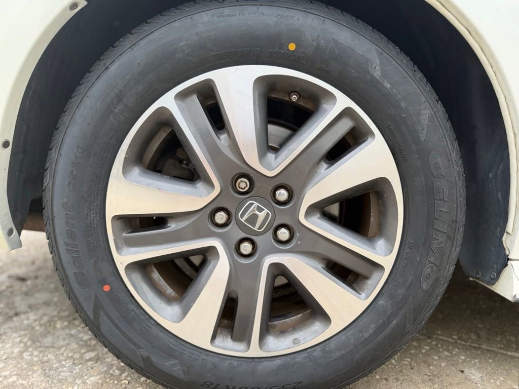 Used 2015 Honda Odyssey Touring Elite image 11