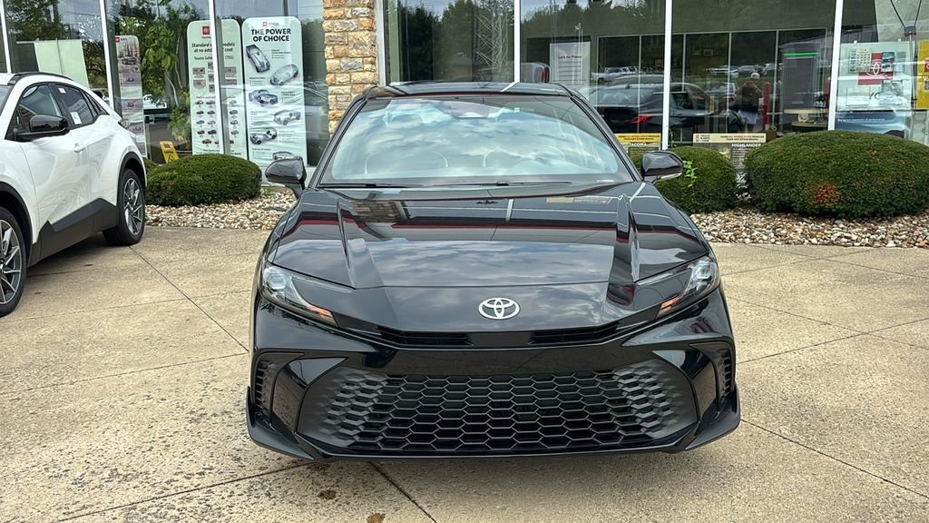 New 2026 Toyota Camry SE FWD image 7