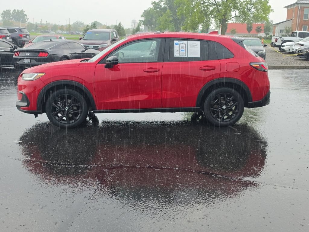 Used 2024 Honda HR-V Sport image 4
