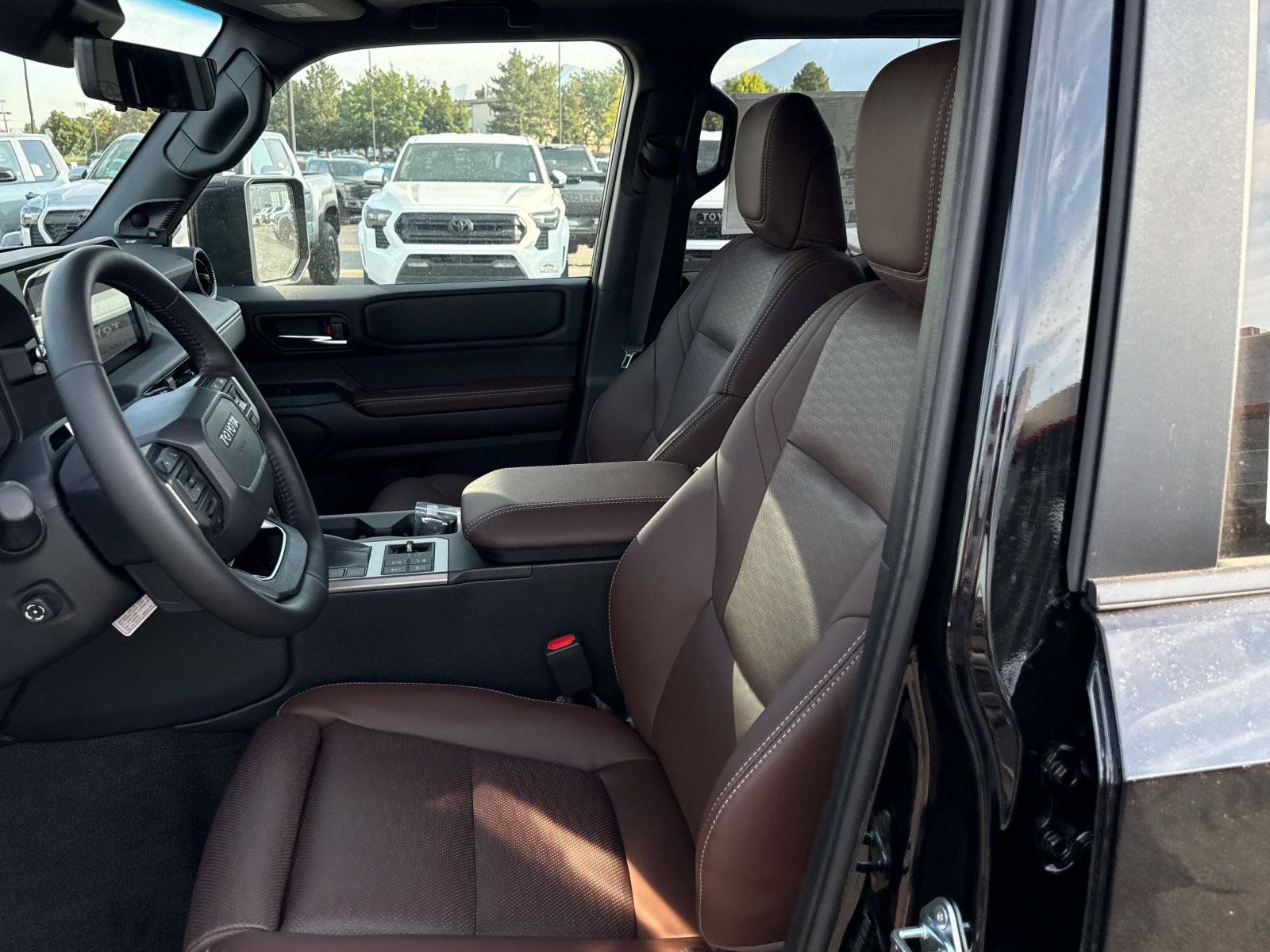 New 2027 Toyota Land Cruiser w/ Premium Package AWD/4WD image 8