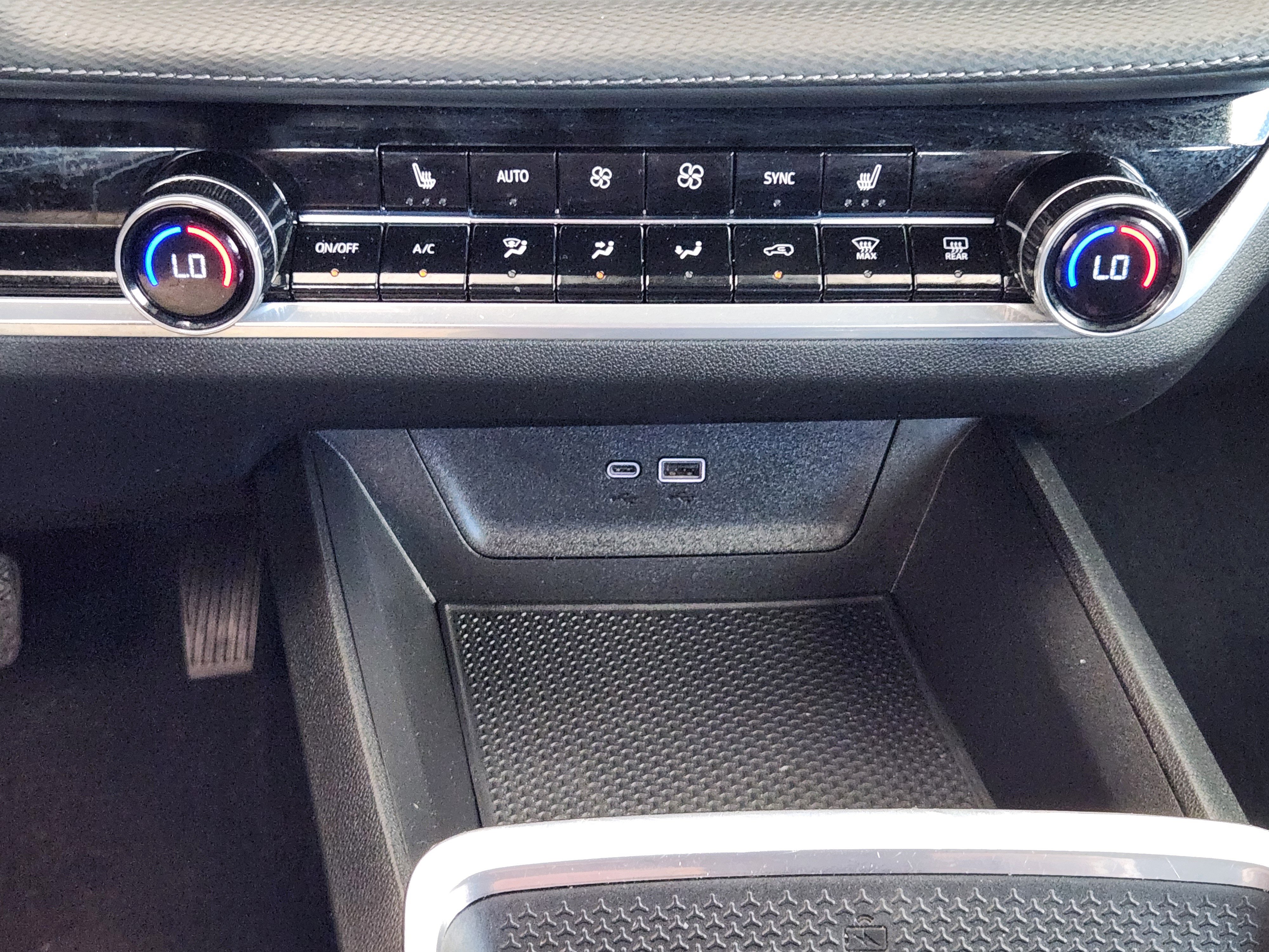 Used 2025 Chevrolet Equinox LT w/ Convenience Package II FWD image 20