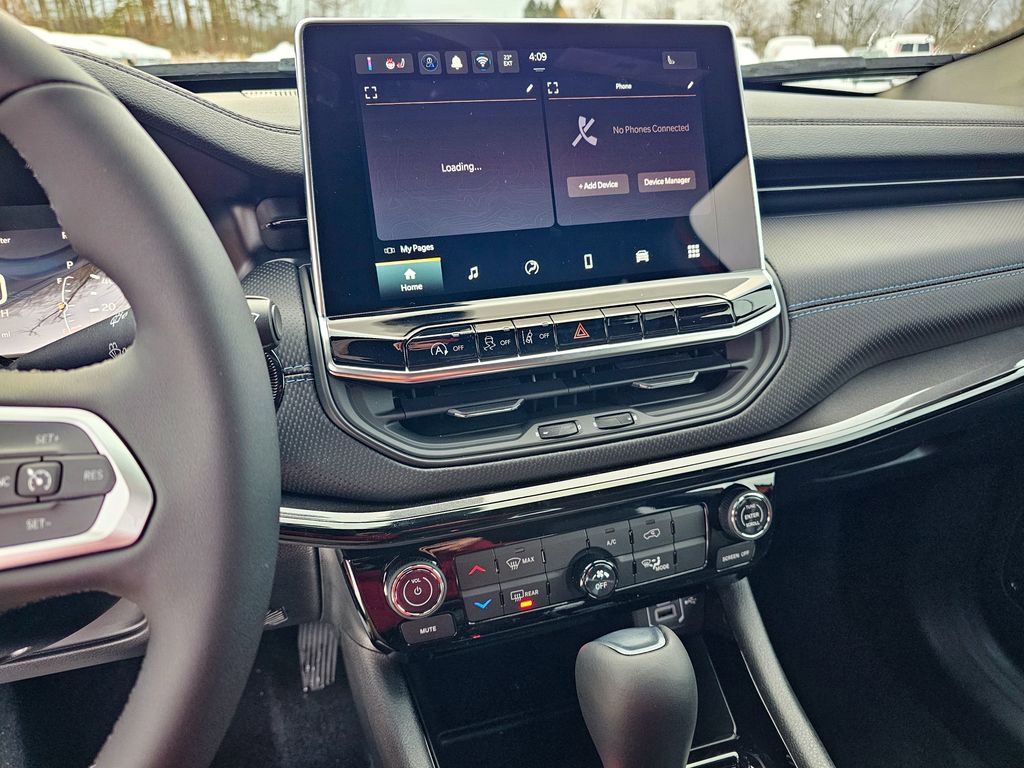 New 2026 Jeep Compass Latitude image 20