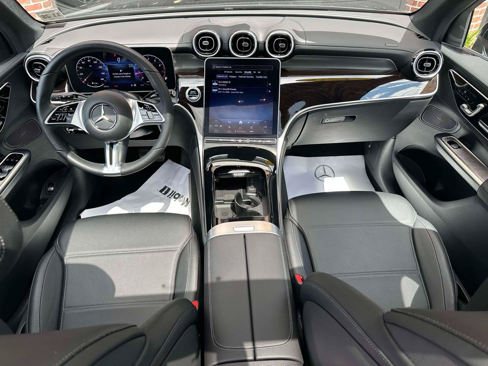 Certified 2023 Mercedes-Benz GLC 300 4MATIC image 11