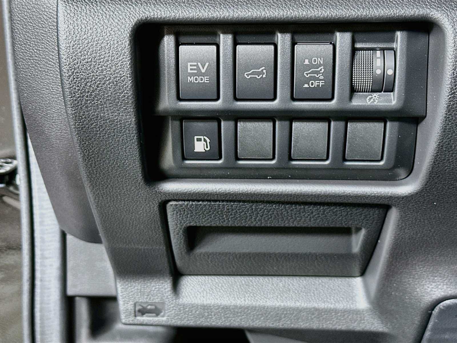 New 2026 Subaru Forester Touring AWD/4WD image 10