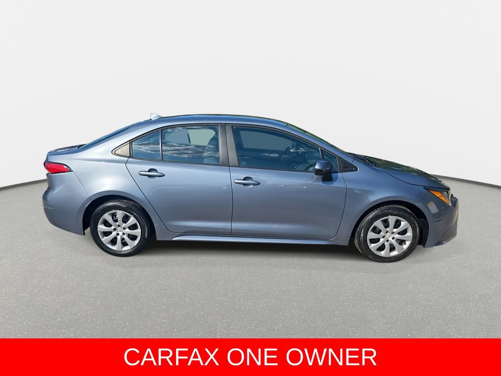 Used 2022 Toyota Corolla LE FWD image 4