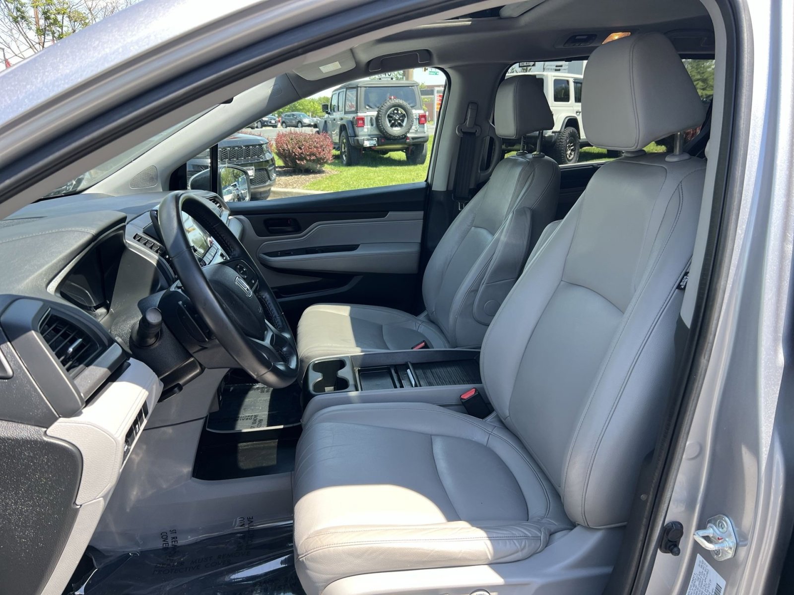 Used 2023 Honda Odyssey EX-L image 13