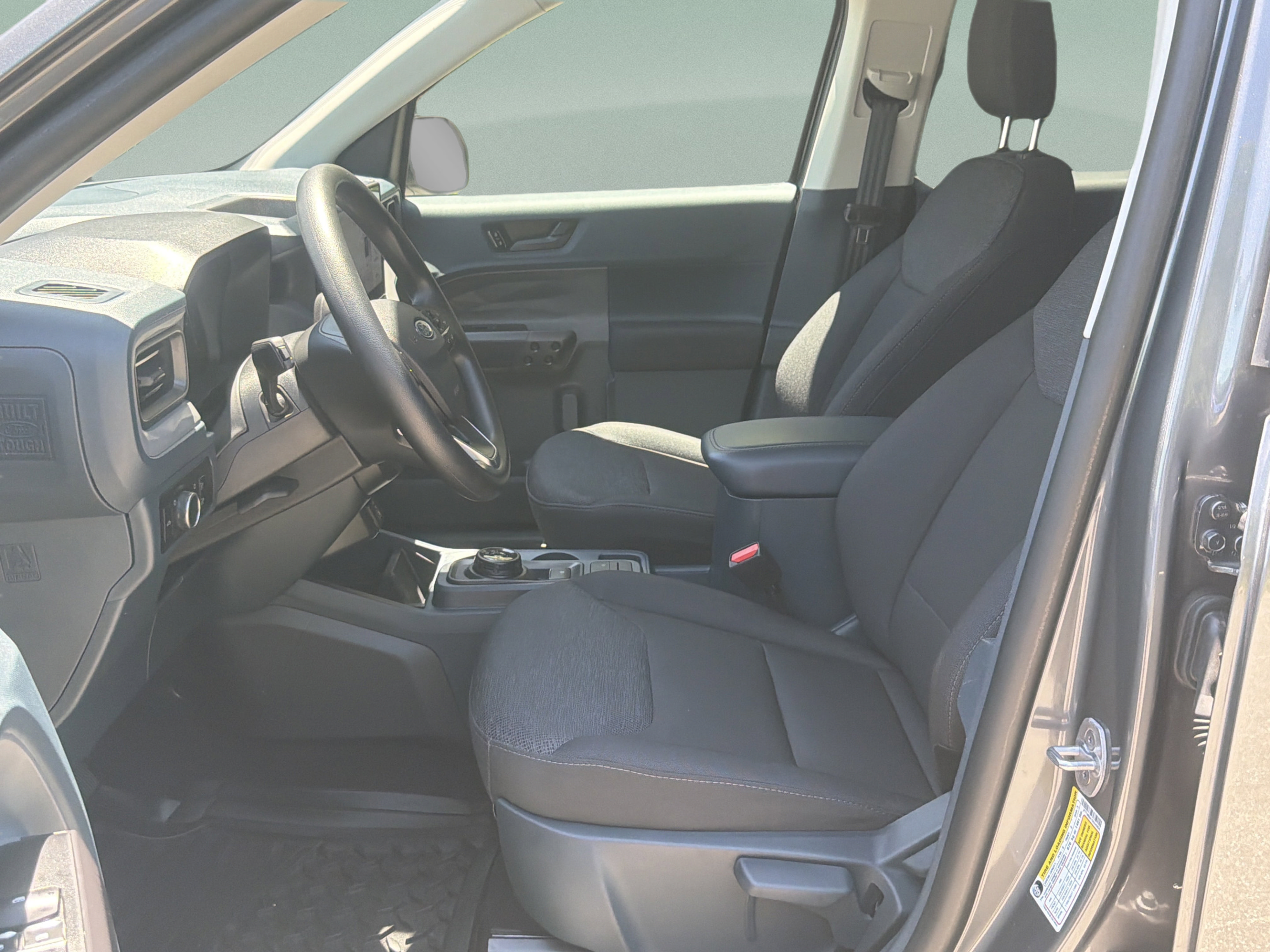Used 2025 Ford Maverick XL w/ Equipment Group 102A AWD/4WD image 21
