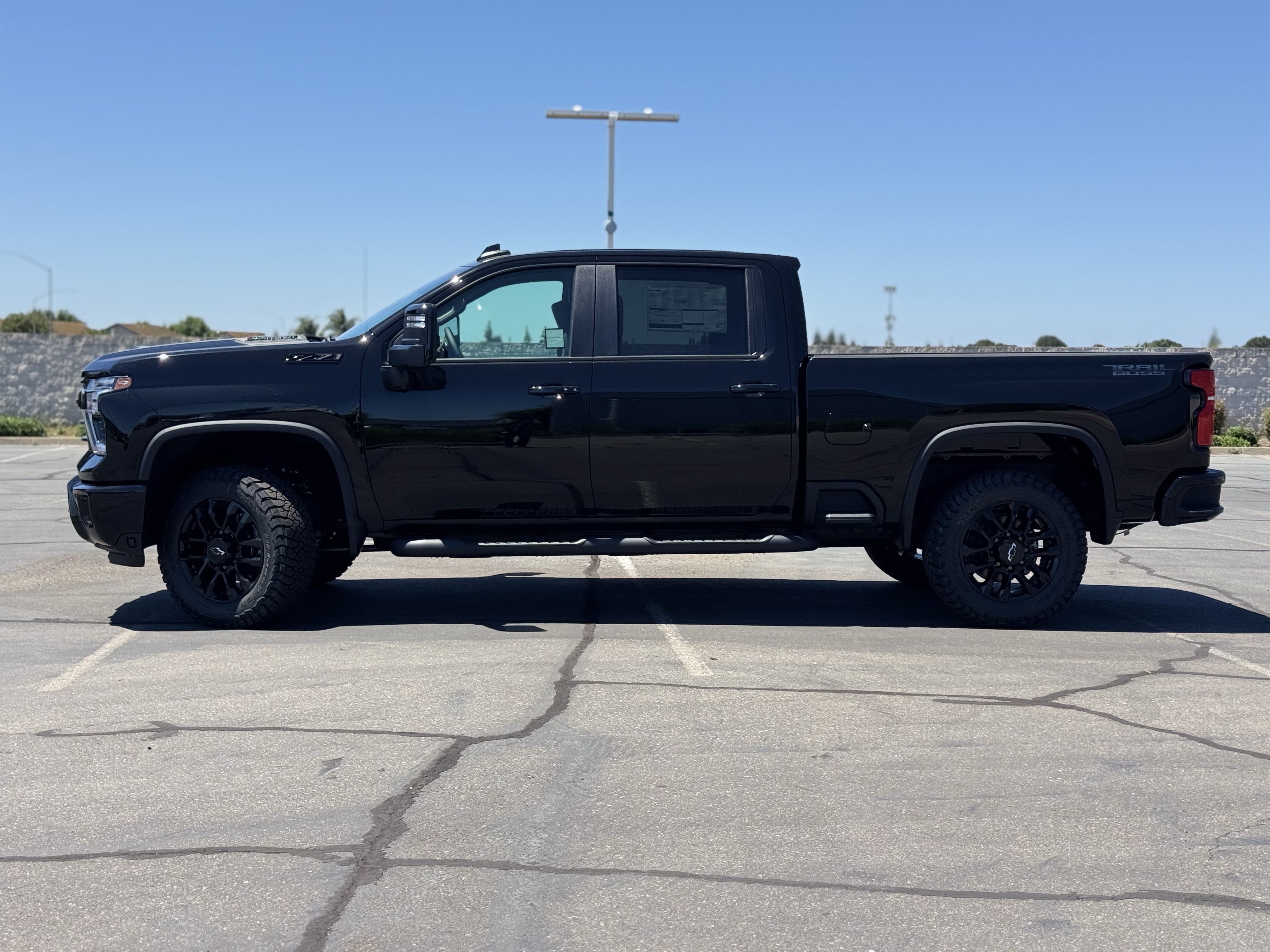 New 2026 Chevrolet Silverado 2500 LT w/ Trail Boss Package AWD/4WD image 4
