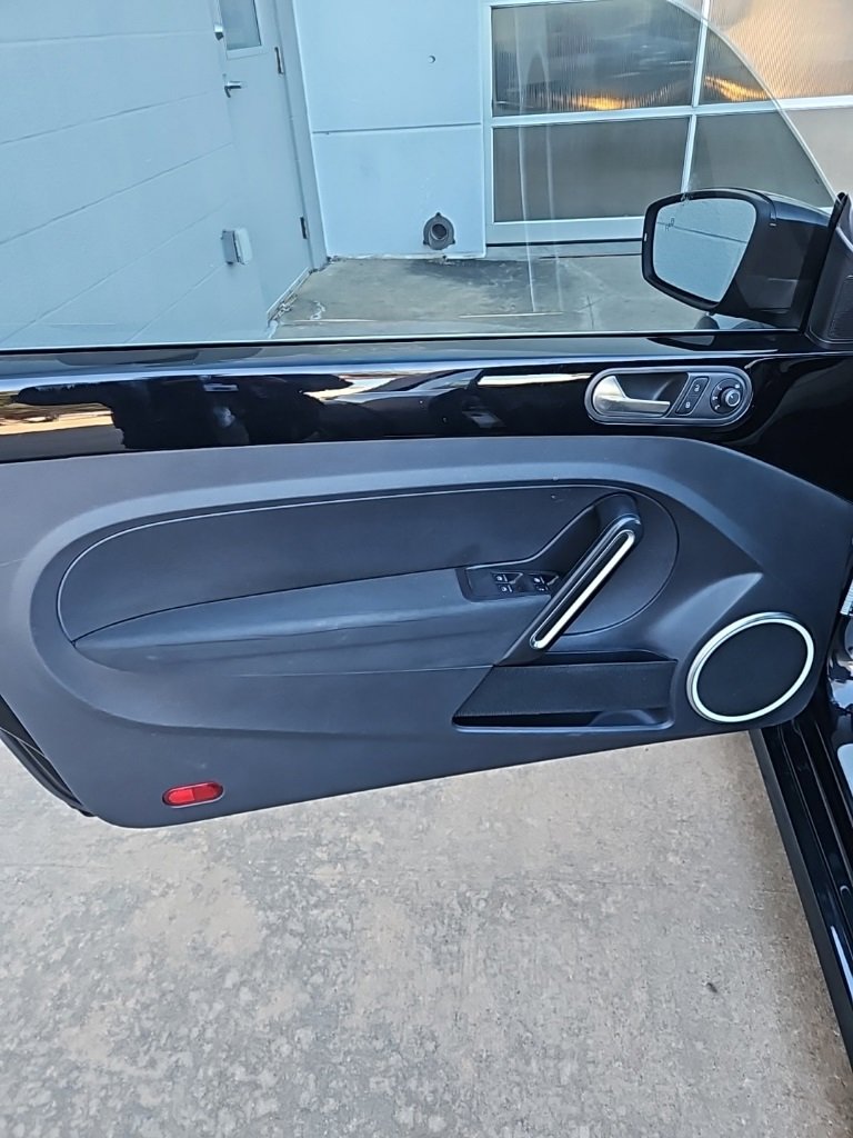 Used 2018 Volkswagen Beetle 2.0T Coast image 20