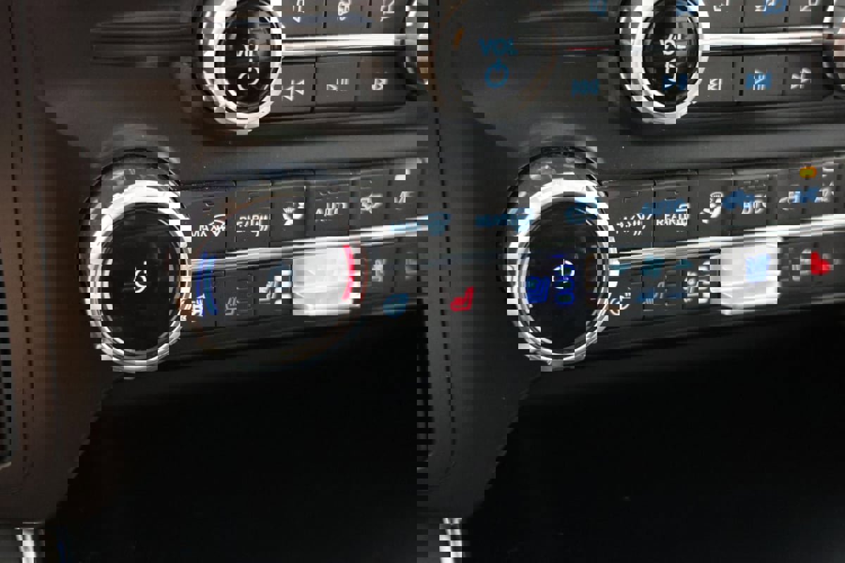 Used 2022 Ford F150 Raptor w/ Equipment Group 801A High AWD/4WD image 9