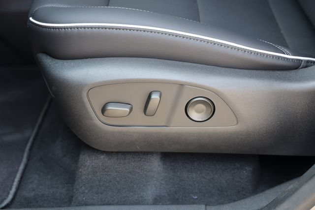 New 2027 Buick Enclave Sport Touring w/ Power Package FWD image 15
