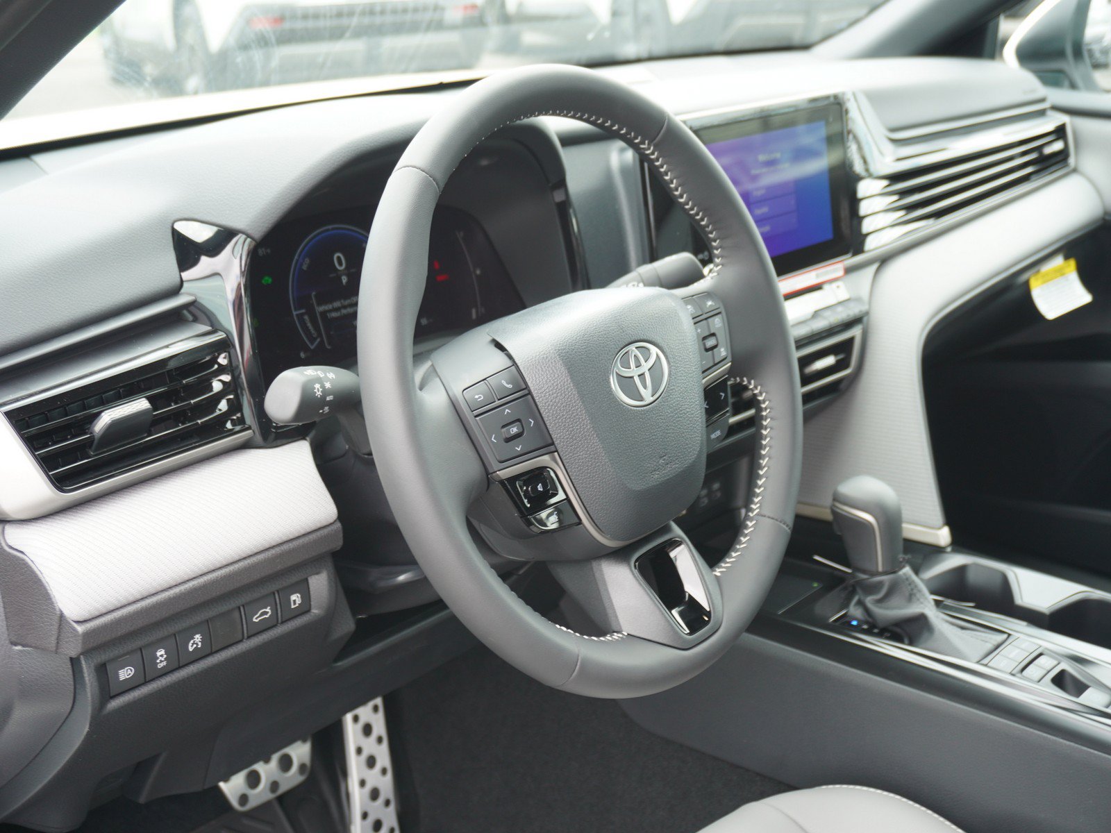 New 2026 Toyota Camry SE FWD image 19