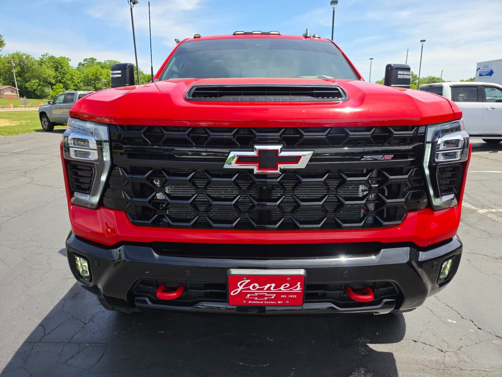 Used 2025 Chevrolet Silverado 2500 ZR2 w/ Technology Package AWD/4WD image 8