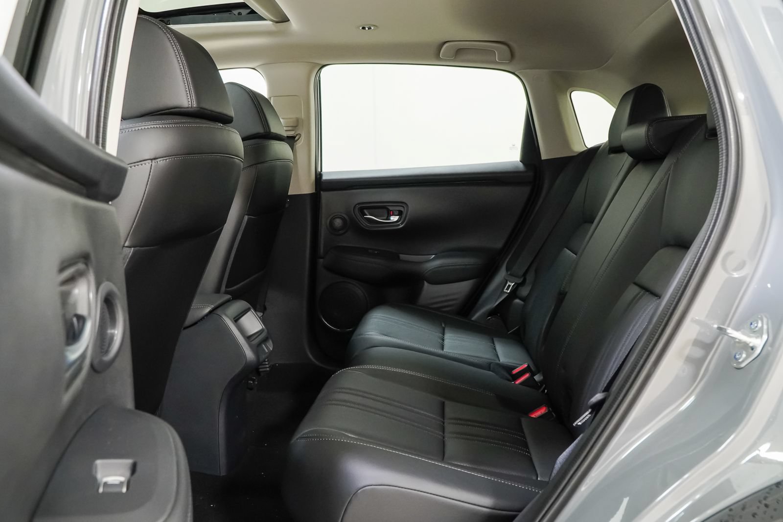 New 2027 Honda HR-V EX-L image 35