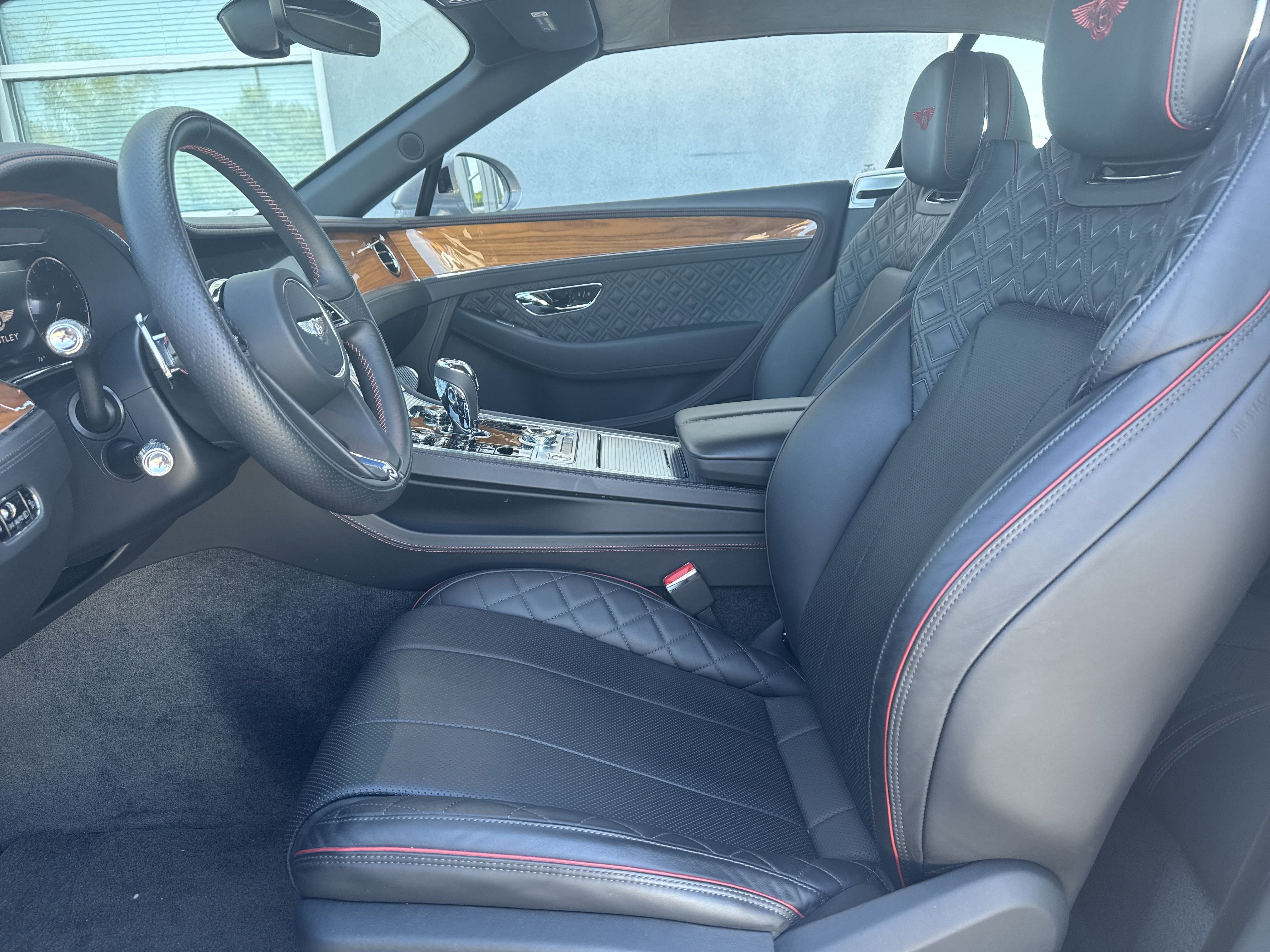 Used 2020 Bentley Continental GT image 15