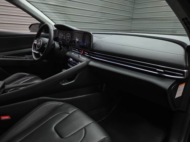 Used 2024 Hyundai Elantra Limited FWD image 12