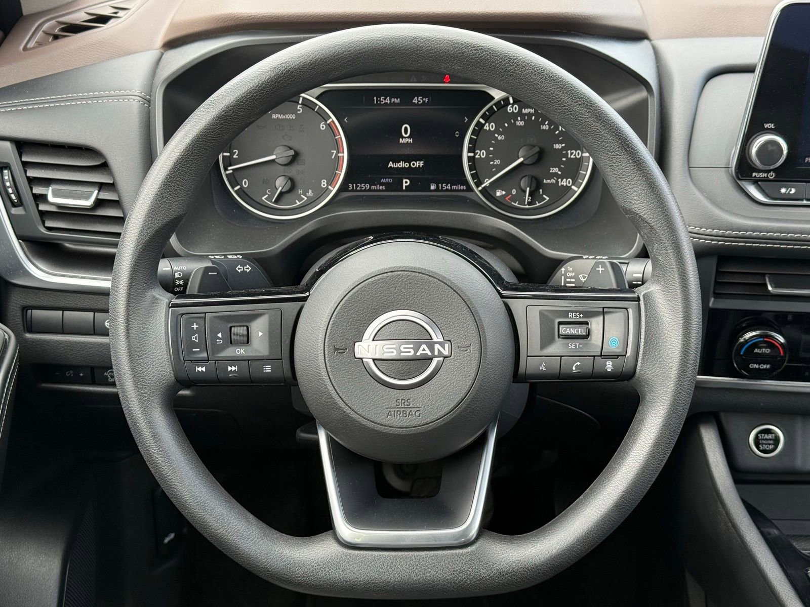 Used 2023 Nissan Rogue SV image 30