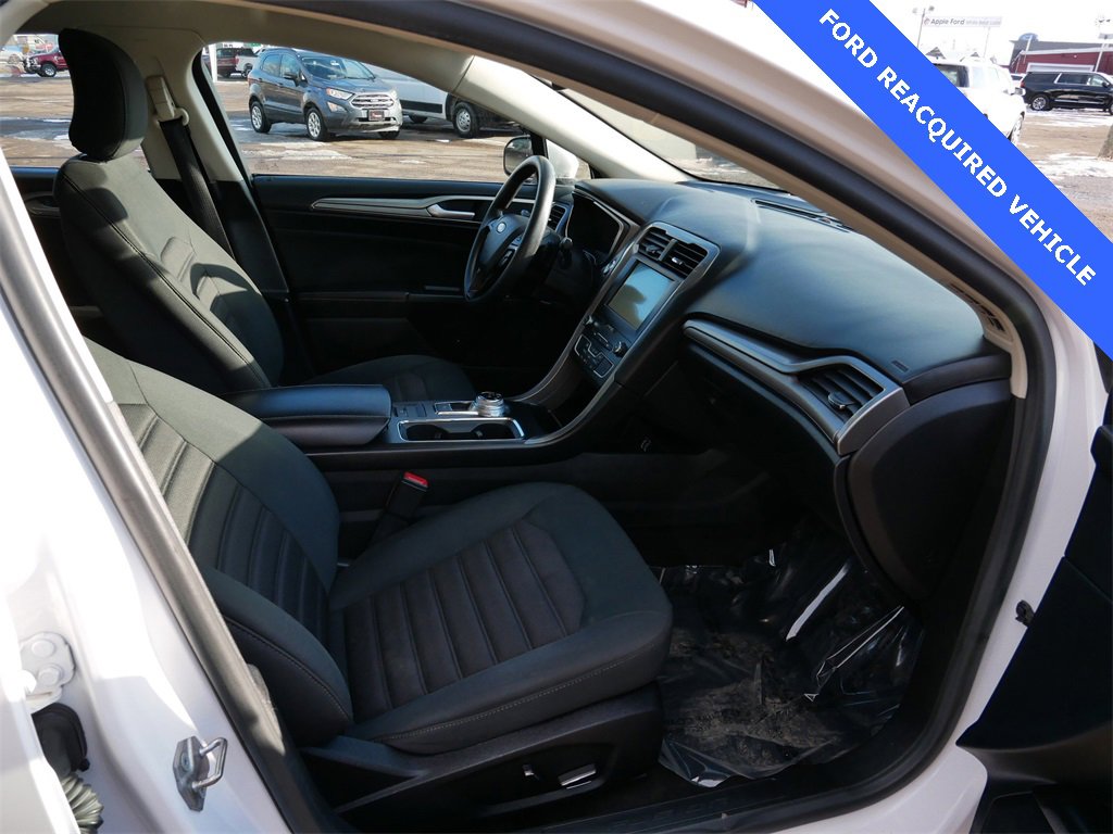 Used 2019 Ford Fusion SE image 8