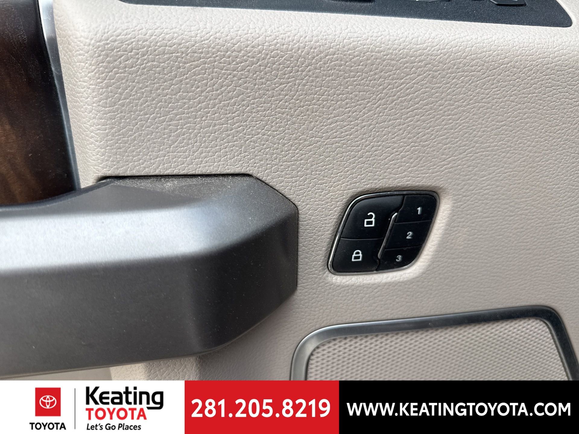 Used 2019 Ford F150 Limited w/ Trailer Tow Package image 12